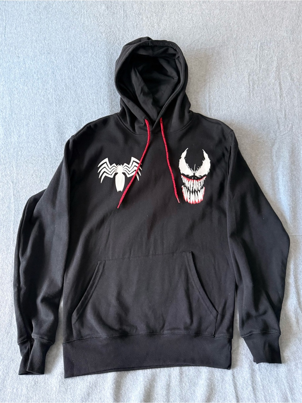 Marvel Venom “We Are Venom” Pullover Hoodie Men’s Small Black NWOT